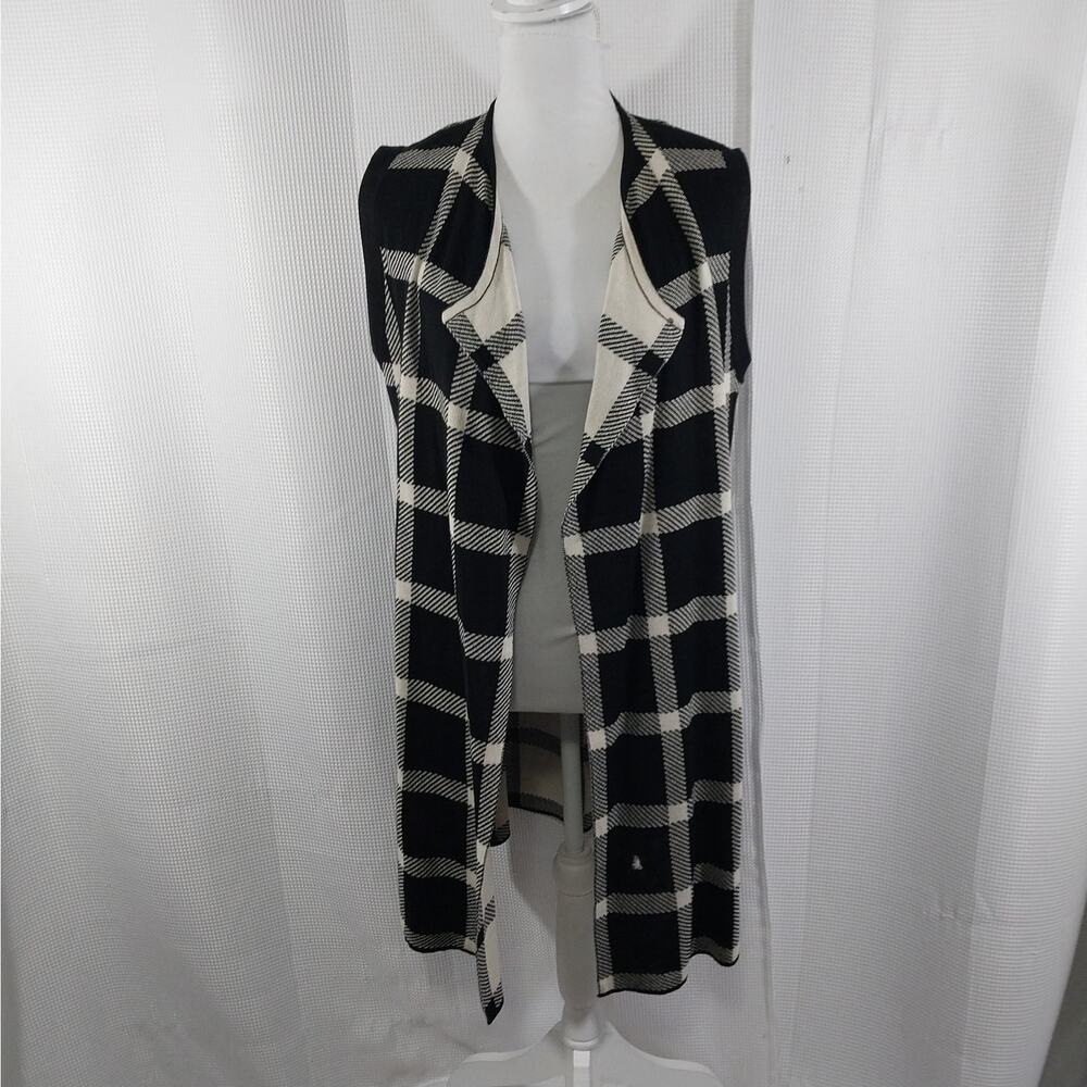 NWT! BELLDINI! BLACK & CREAM PLAID DUSTER LENGTH CARDIGAN SWEATER VEST! SZ M - Picture 2 of 12